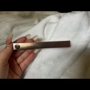 Anastasia brow define